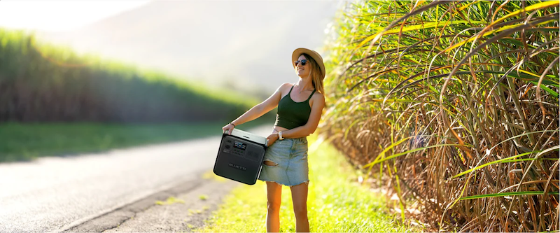 BLUETTI AC180T Portable Power Station | 1,800W 1,433.6Wh Woman Carrying Unit